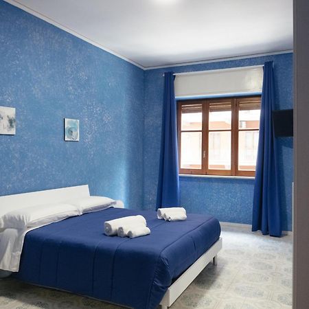 Domus Aurea Relax Room Salerno Dış mekan fotoğraf