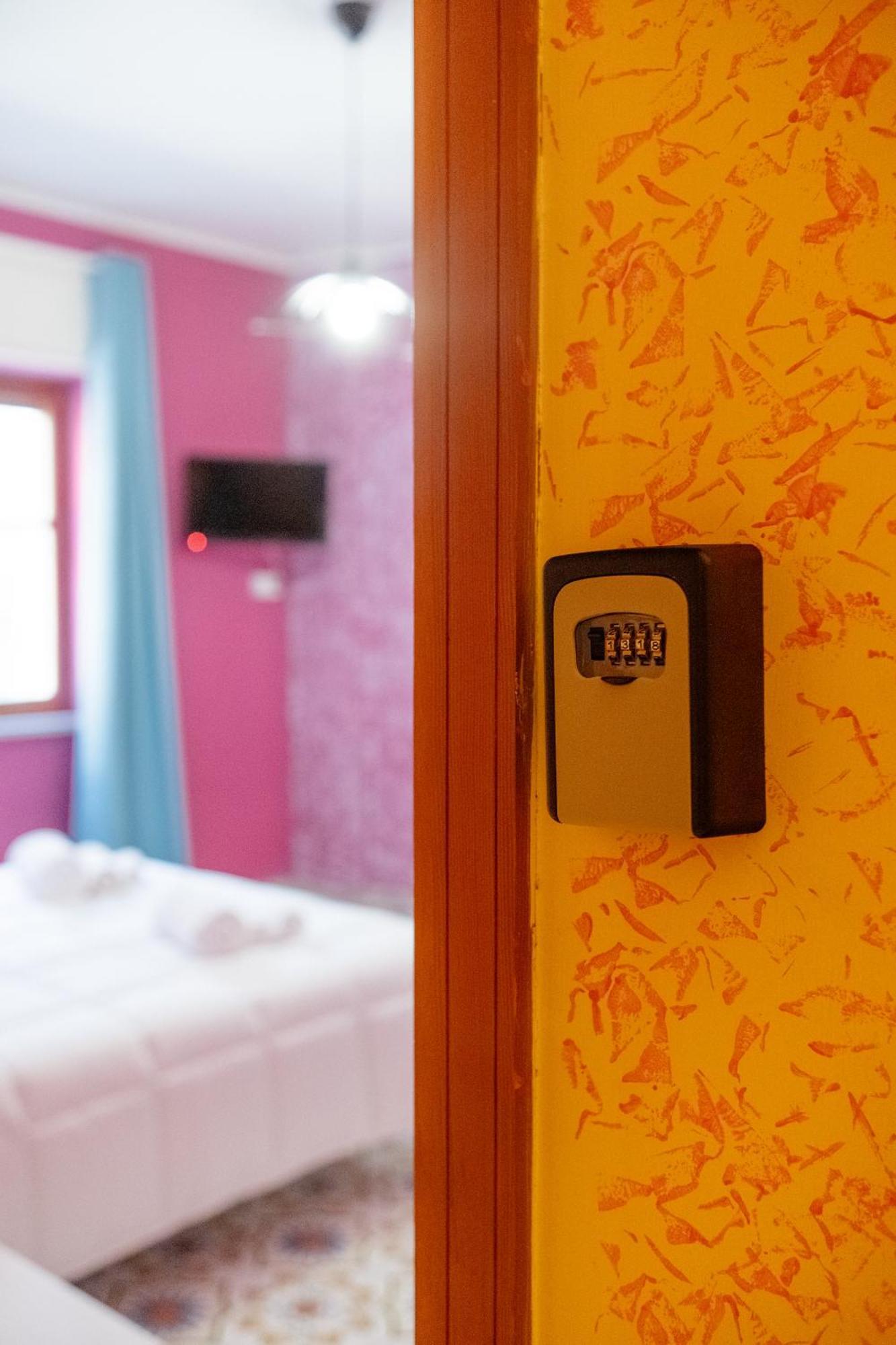 Domus Aurea Relax Room Salerno Dış mekan fotoğraf