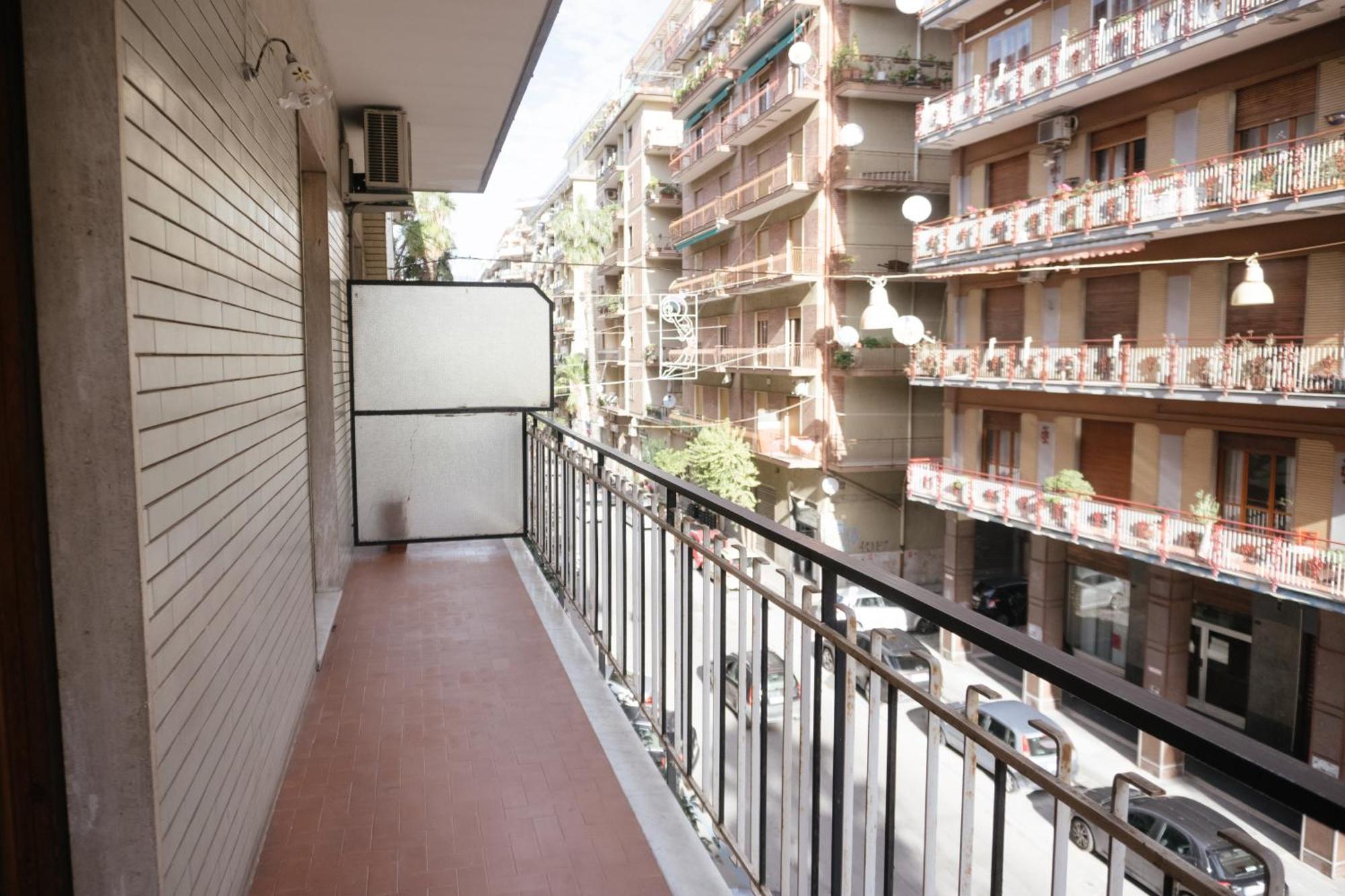 Domus Aurea Relax Room Salerno Dış mekan fotoğraf